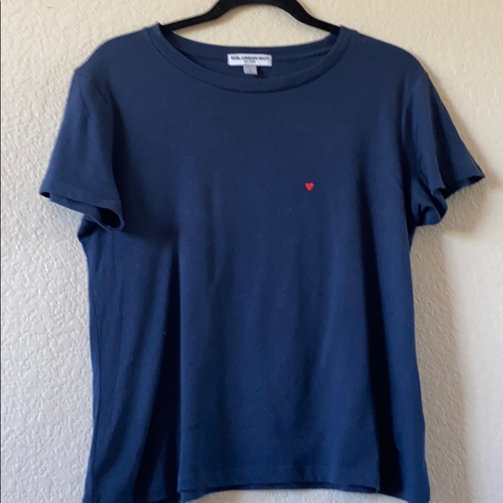 🌟navy blue and gray heart t shirt 🌟